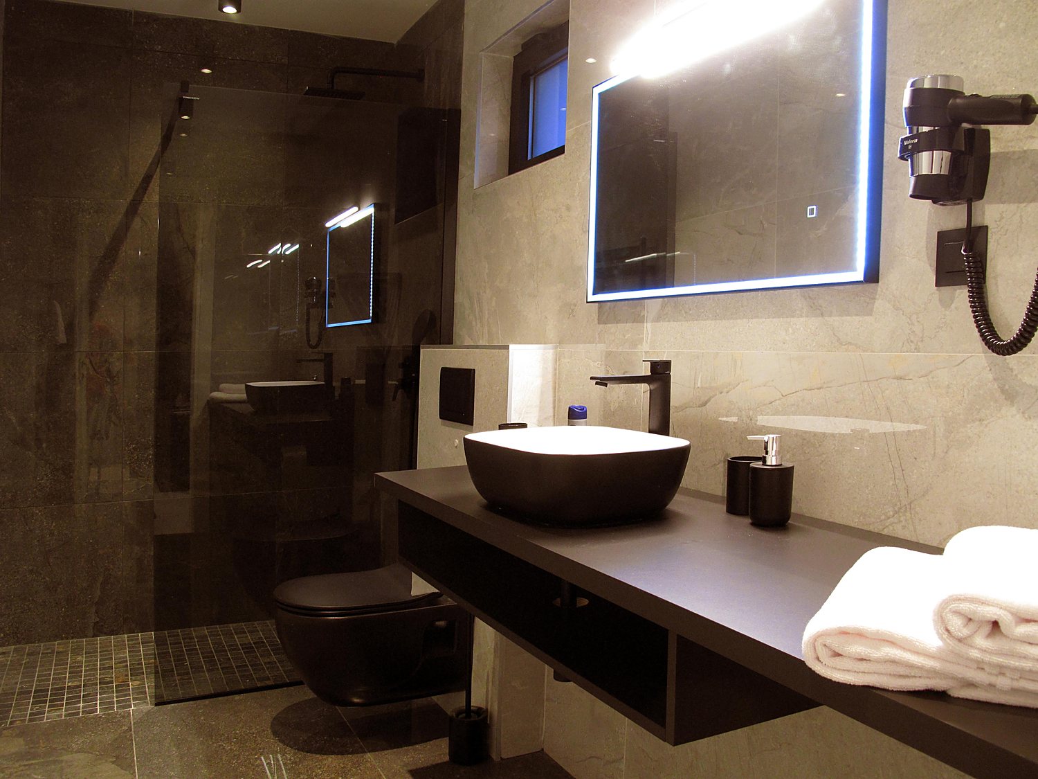Appartement 1 — salle de bain